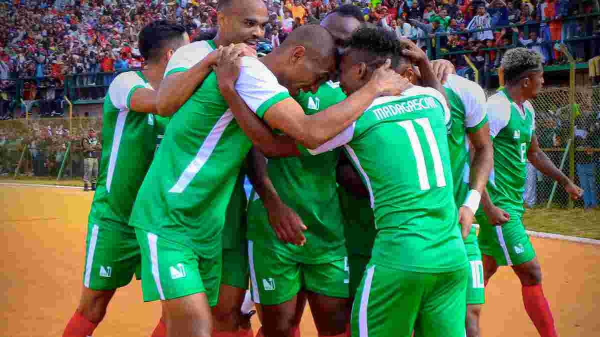 КАН-2019: Мадагаскар продолжает шокировать Африку и пробился в 1/4 финала, Алжир разбил Гвинею