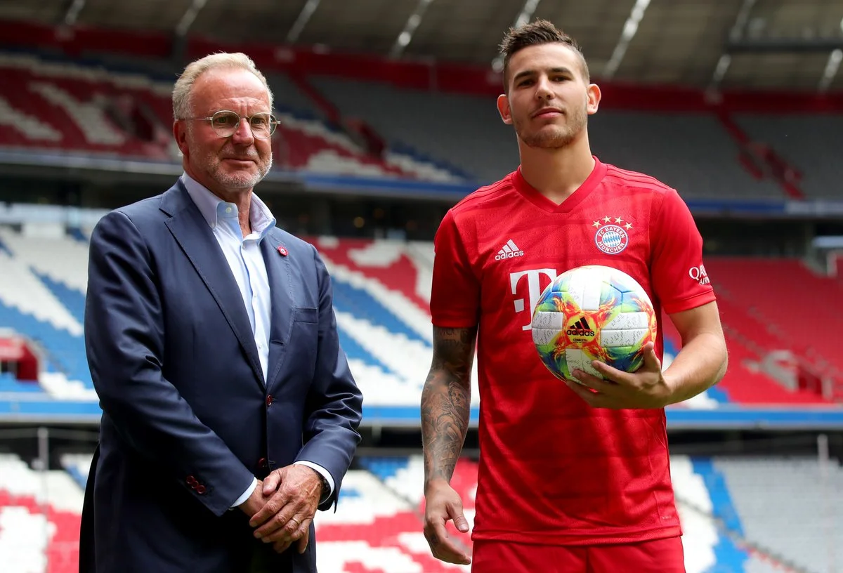 Лукас Эрнандес / твиттер ФК Бавария