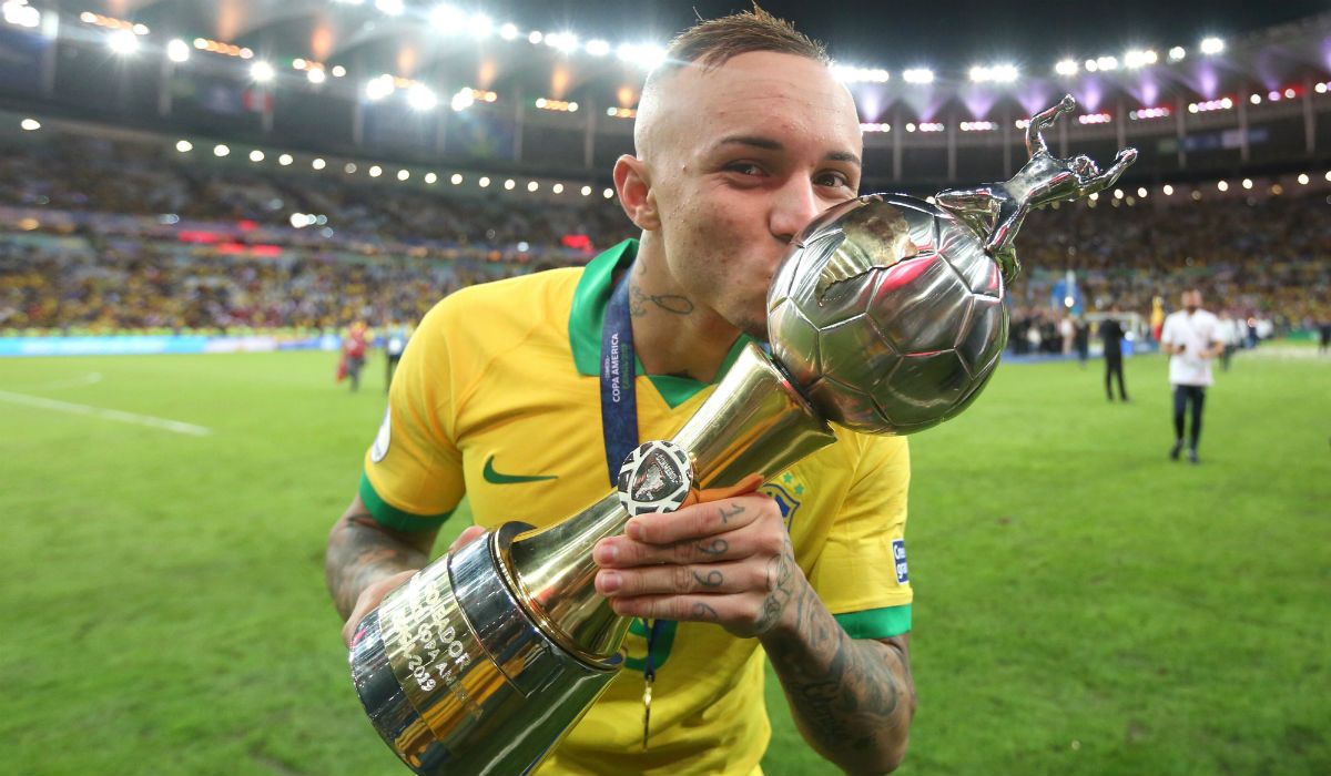 Эвертон Соареш – лучший бомбардир Копа Америка / Globo