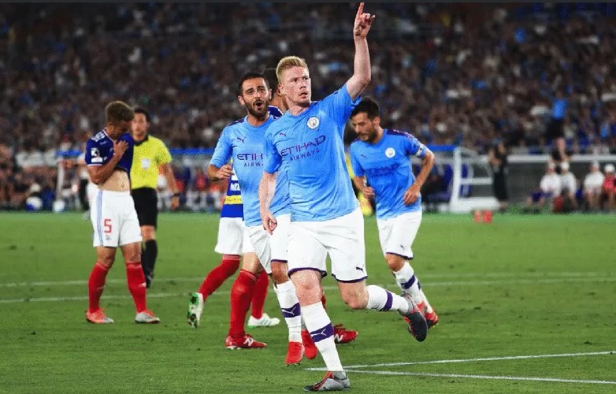 Йокогама Маринос – Манчестер Сити