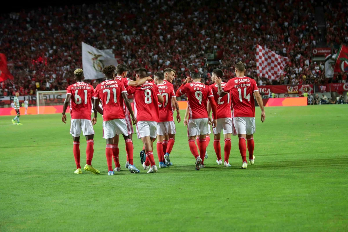 Гравці Бенфіки / Офіційний твіттер "орлів"