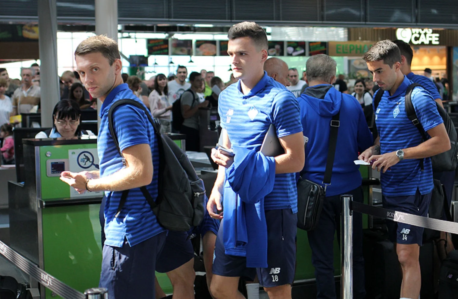 Динамо вылетело в Бельгию / фото А. Попов