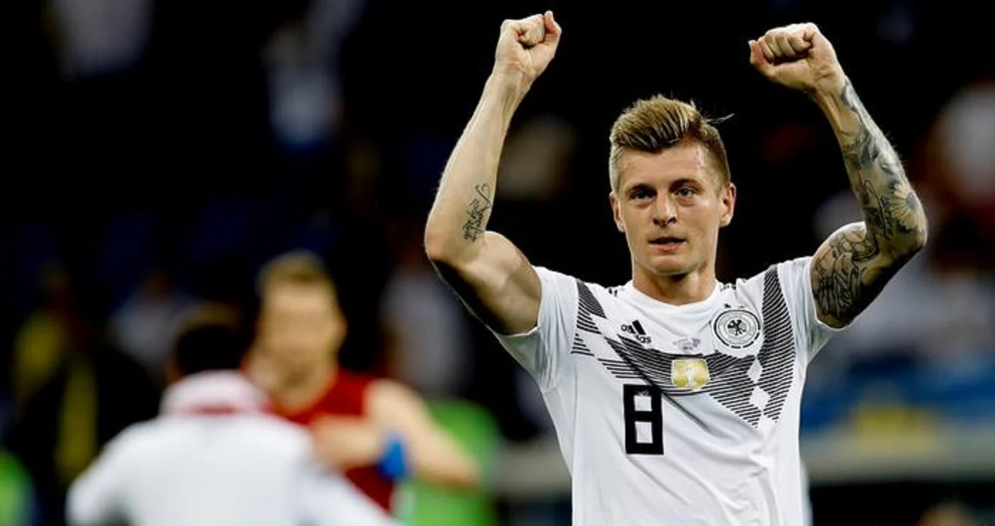 Тони Кроос / Соцсети