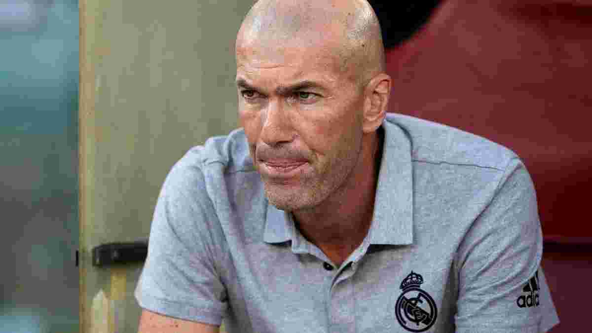 Зидан возмущен трансферной кампанией Реала и может уйти в отставку, – журналист