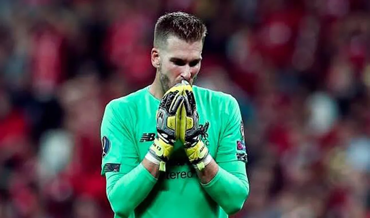 Адріан / соцмережі