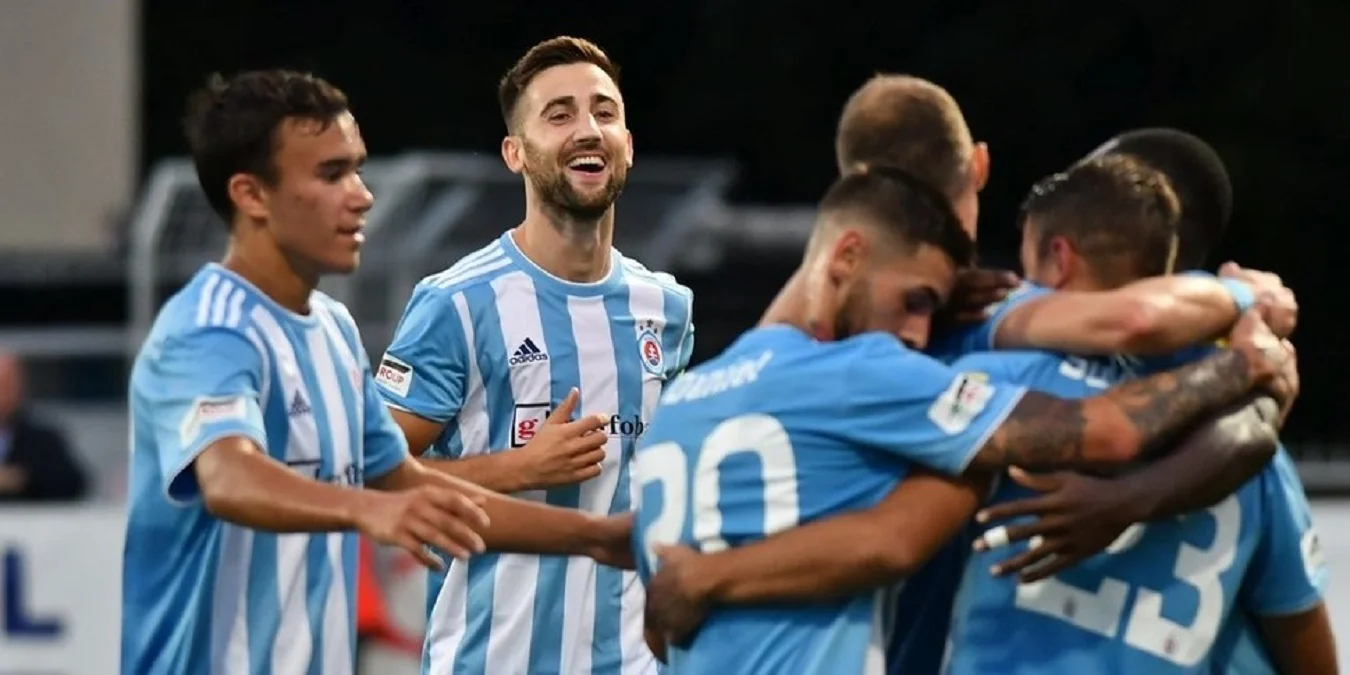 Слован / Сайт клубу