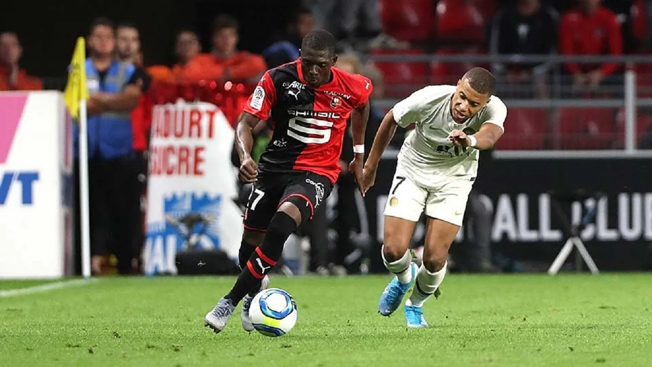 Лига 1: ПСЖ снова проиграл Ренну, Сент-Этьен и Реймс упустили шанс возглавить турнирную таблицу