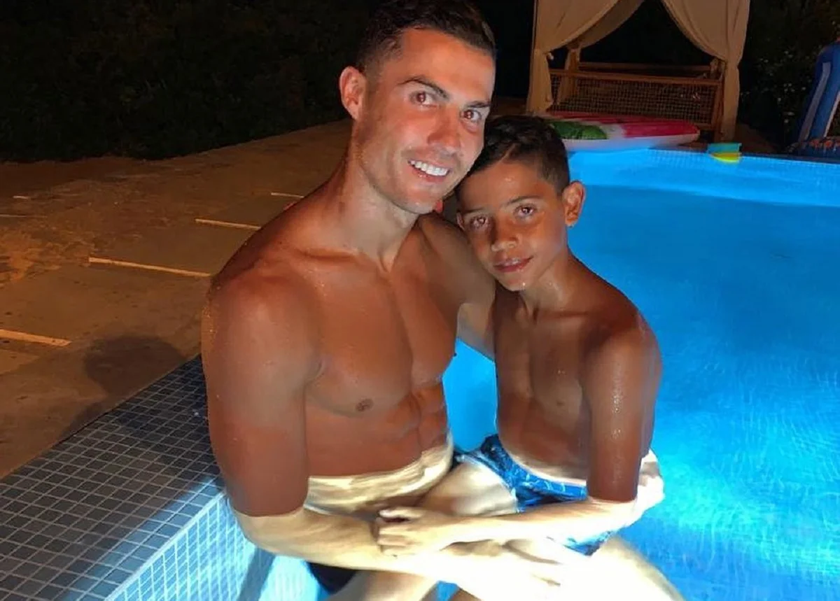 Криштиану Роналду вместе с сыном