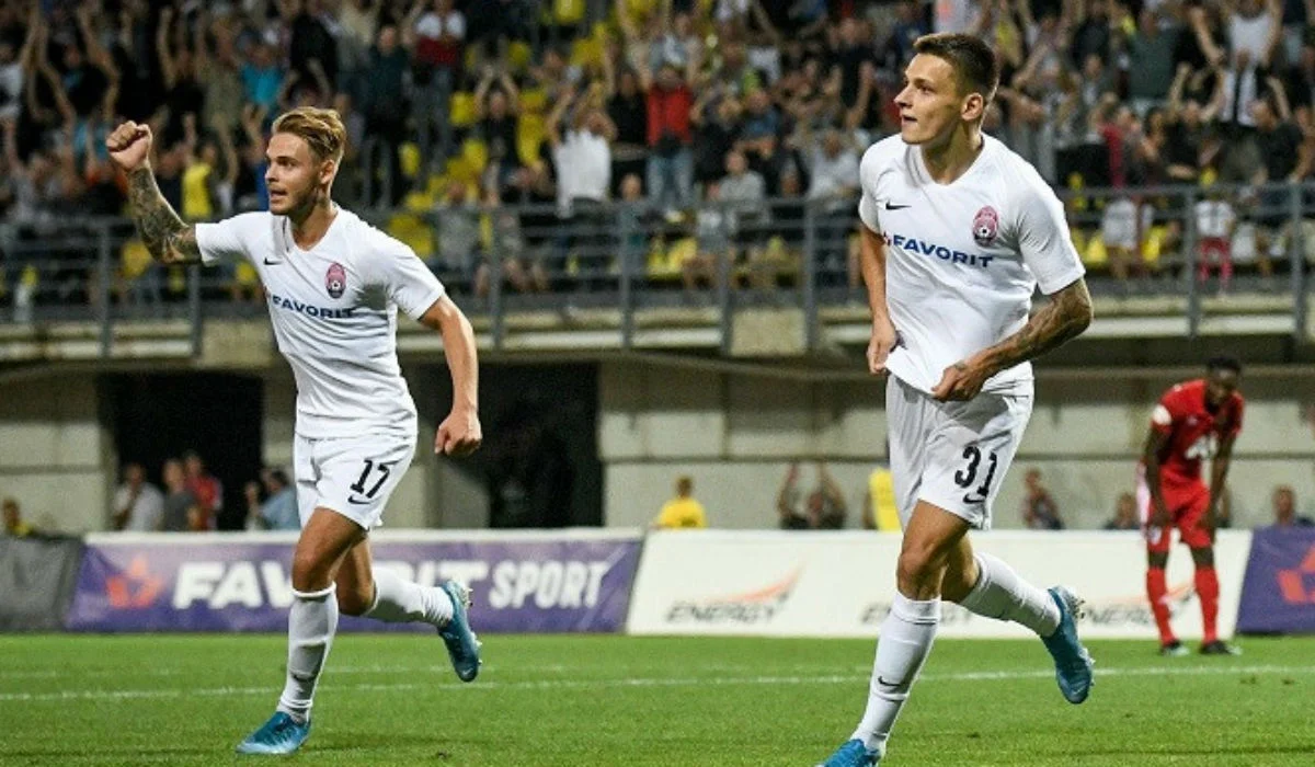 Назарий Русин (справа) / ФК Заря