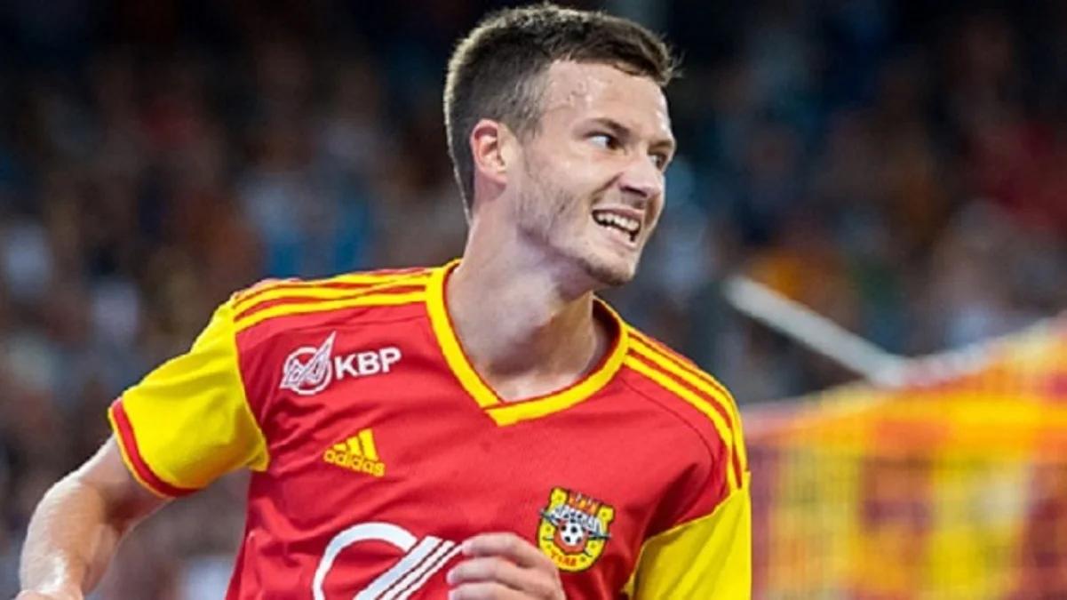 Даниїл Лісовий / Арсенал Тула