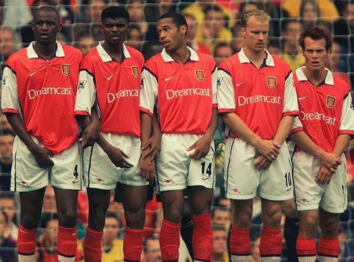 Арсенал першої половини "нульових" / Фото із відкритих джерел