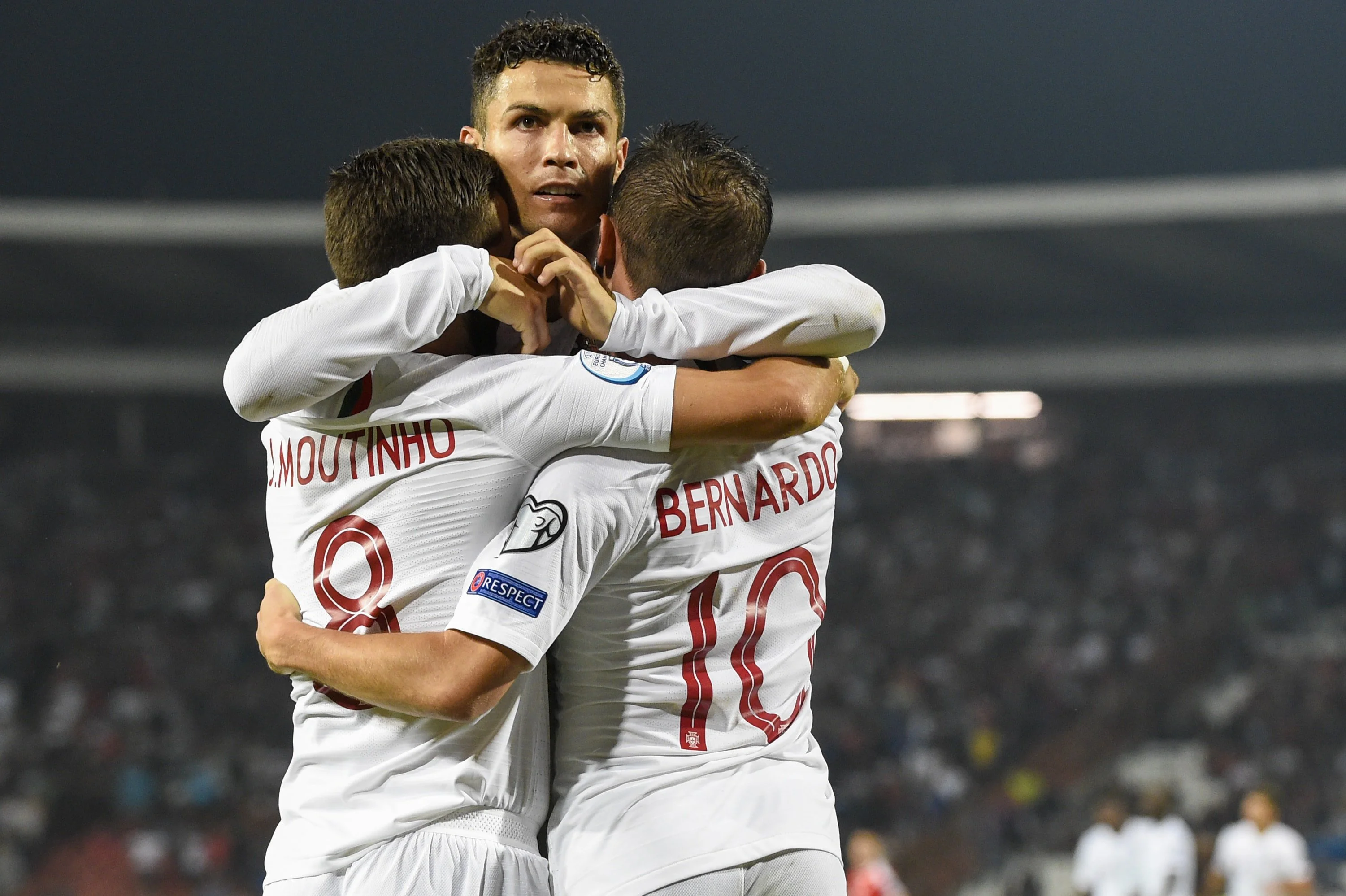 Роналду знищує перед собою все... крім України