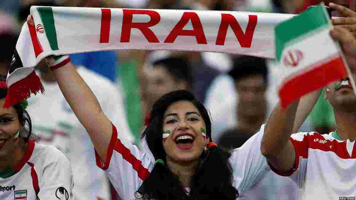 В Ірані дозволили жінкам відвідувати матчі відбору ЧС-2022 – вболівальниця вплинула на рішення влади ціною свого життя