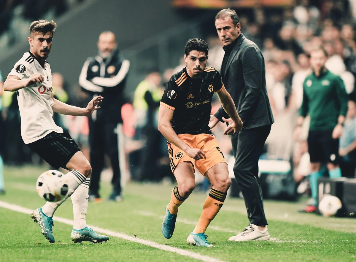 Бешикташ – Вулверхэмптон / Твиттер "волков"