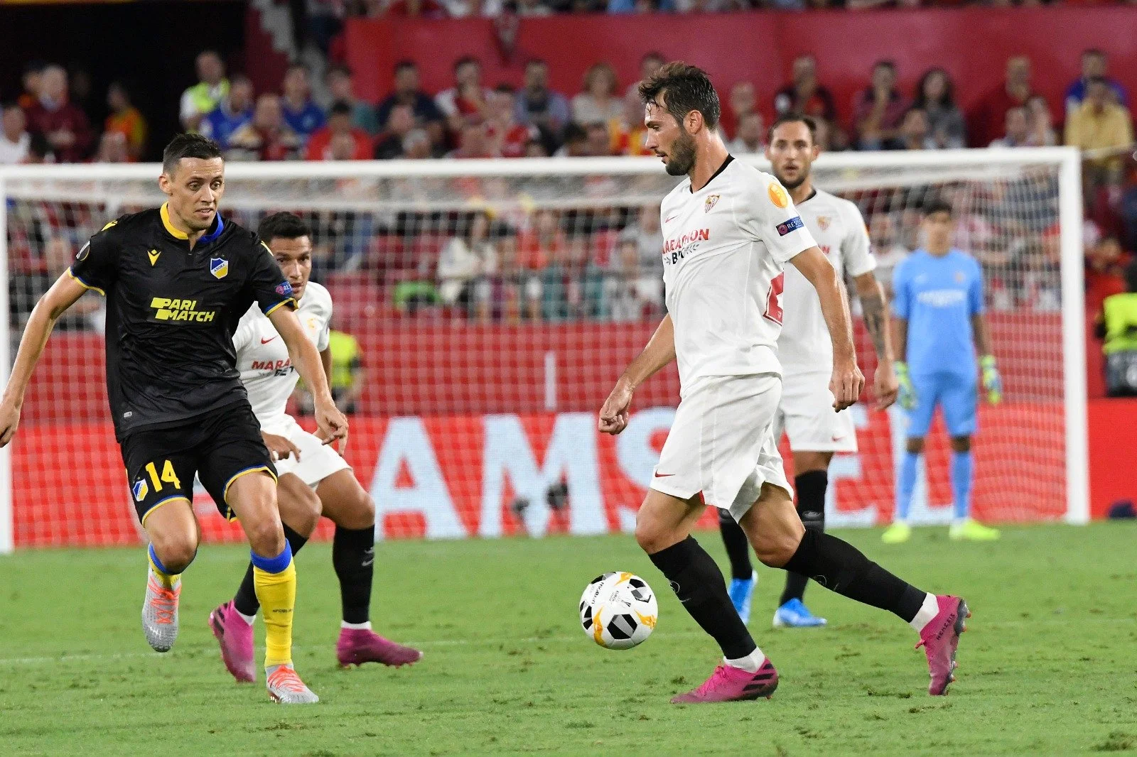 Франко Васкес в матче против АПОЭЛа / твиттер ФК Севилья