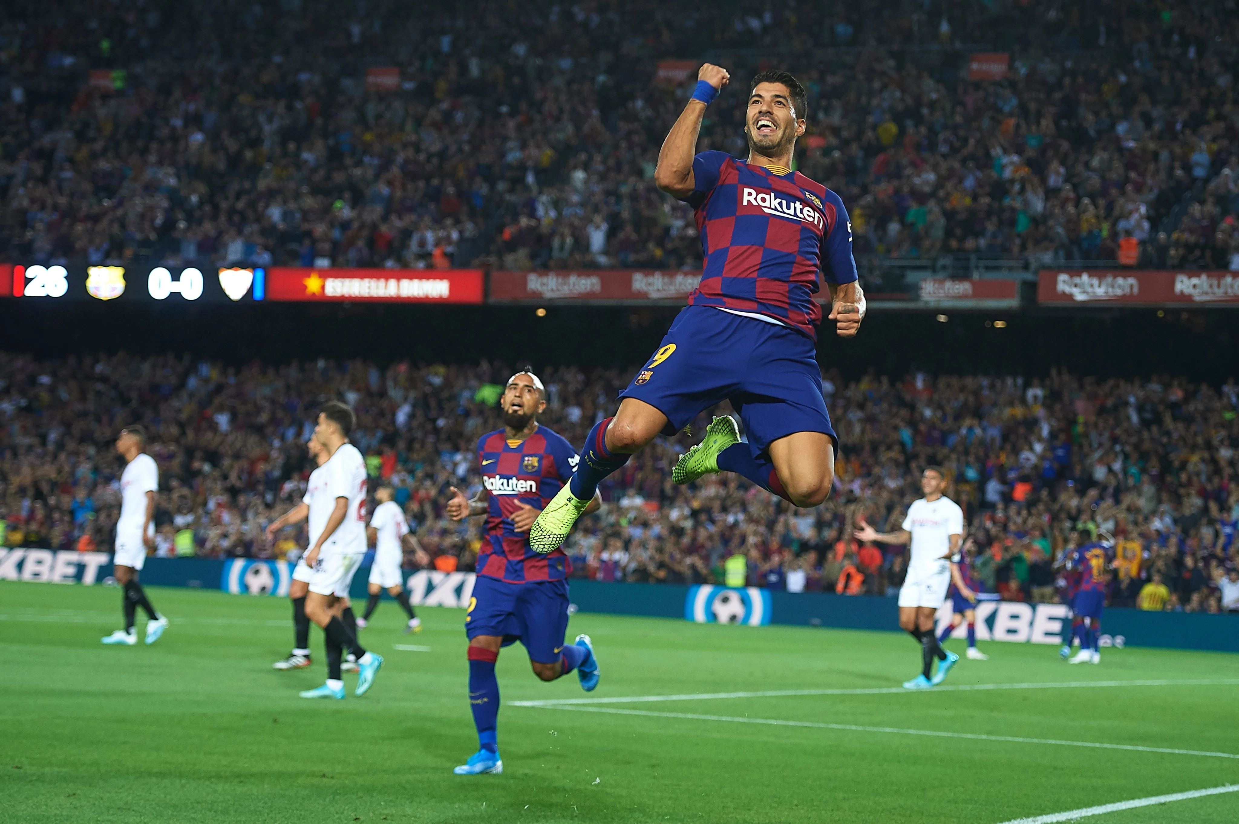 Барселона розгромила Севілью та вийшла на друге місце в Ла Лізі