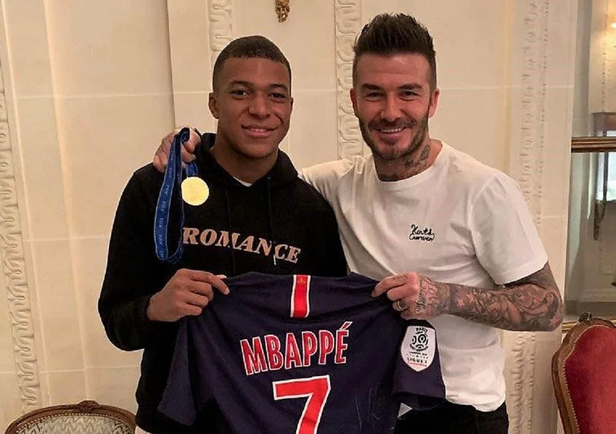 Кіліан Мбаппе та Девід Бекхем / The Mirror