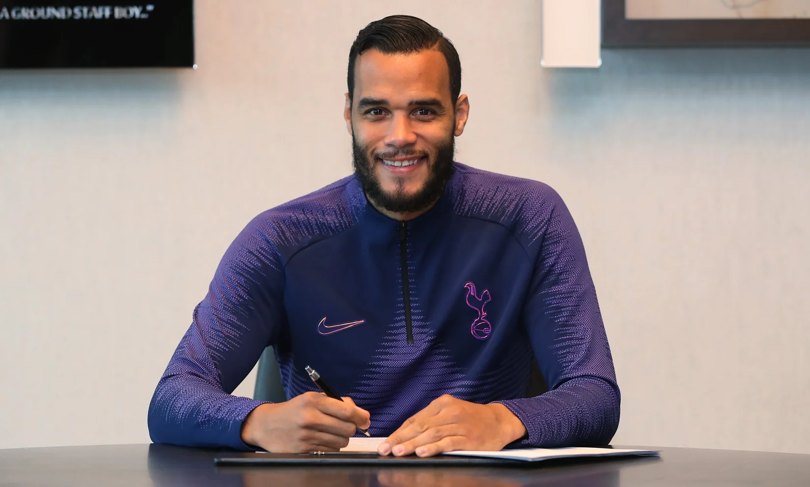 Міхел Ворм / ФК Тоттенхем