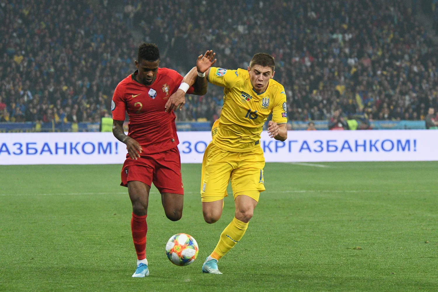 Миколенко против Нелсона Семеду / Футбол 24