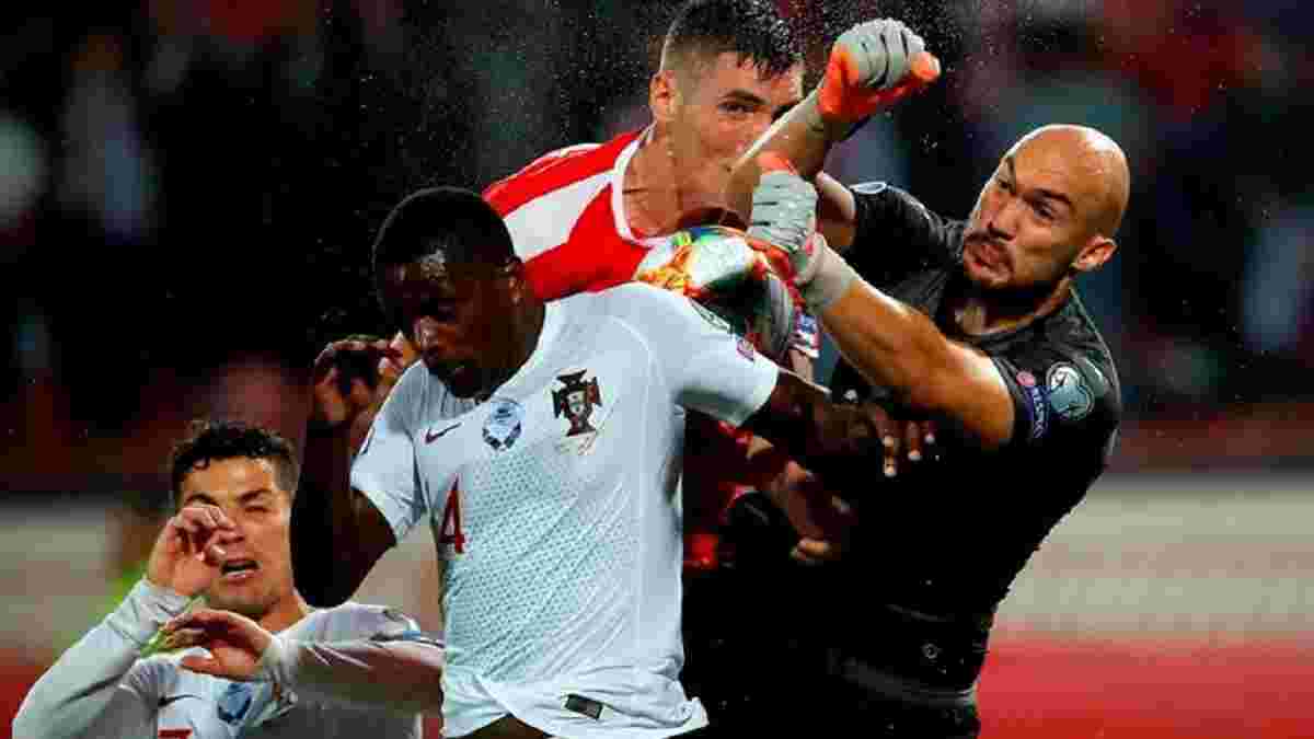 Збірна Сербії покарана УЄФА за поведінку вболівальників на матчі з Португалією