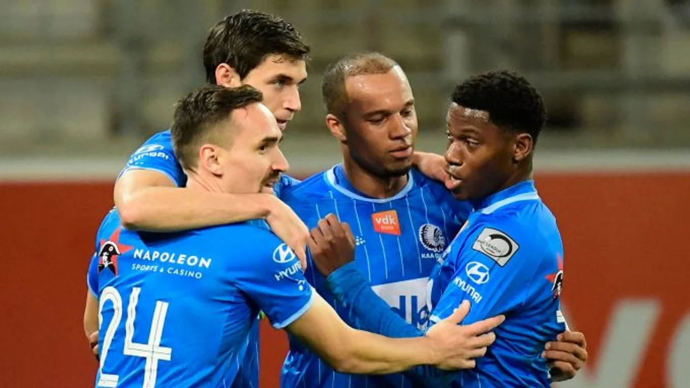 Яремчук продовжує забивати