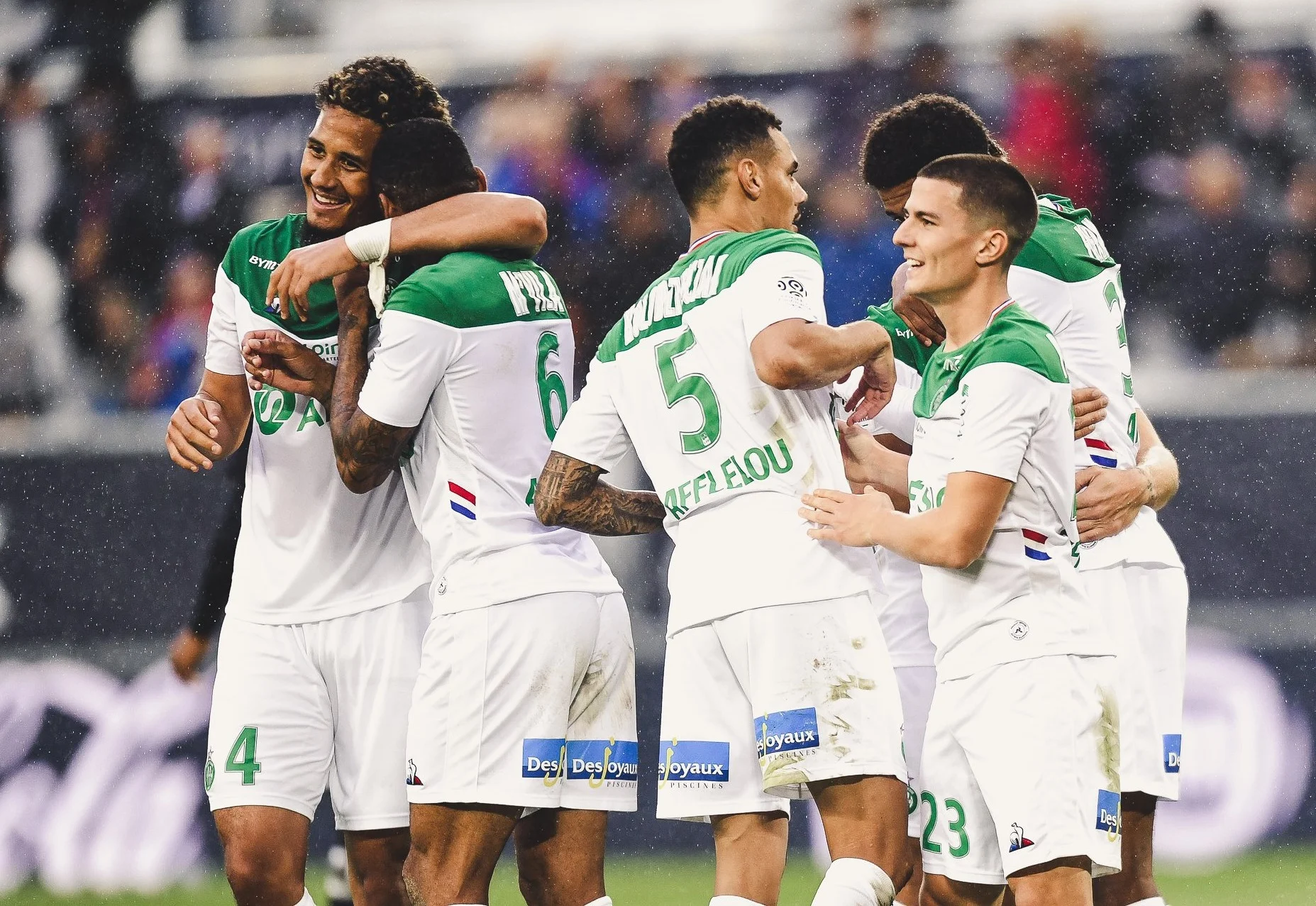 Сент-Этьен: представление соперника Александрии в Лиге Европы – гранд с приставкой "экс" и желанием вернуться на Олимп / ФК Сент-Этьен