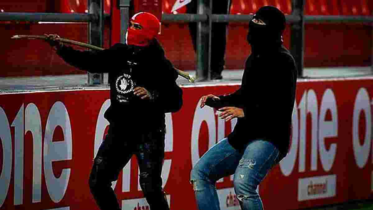 Олімпіакос U-19 – Баварія U-19: грецькі фанати спричинили жорстоку бійку