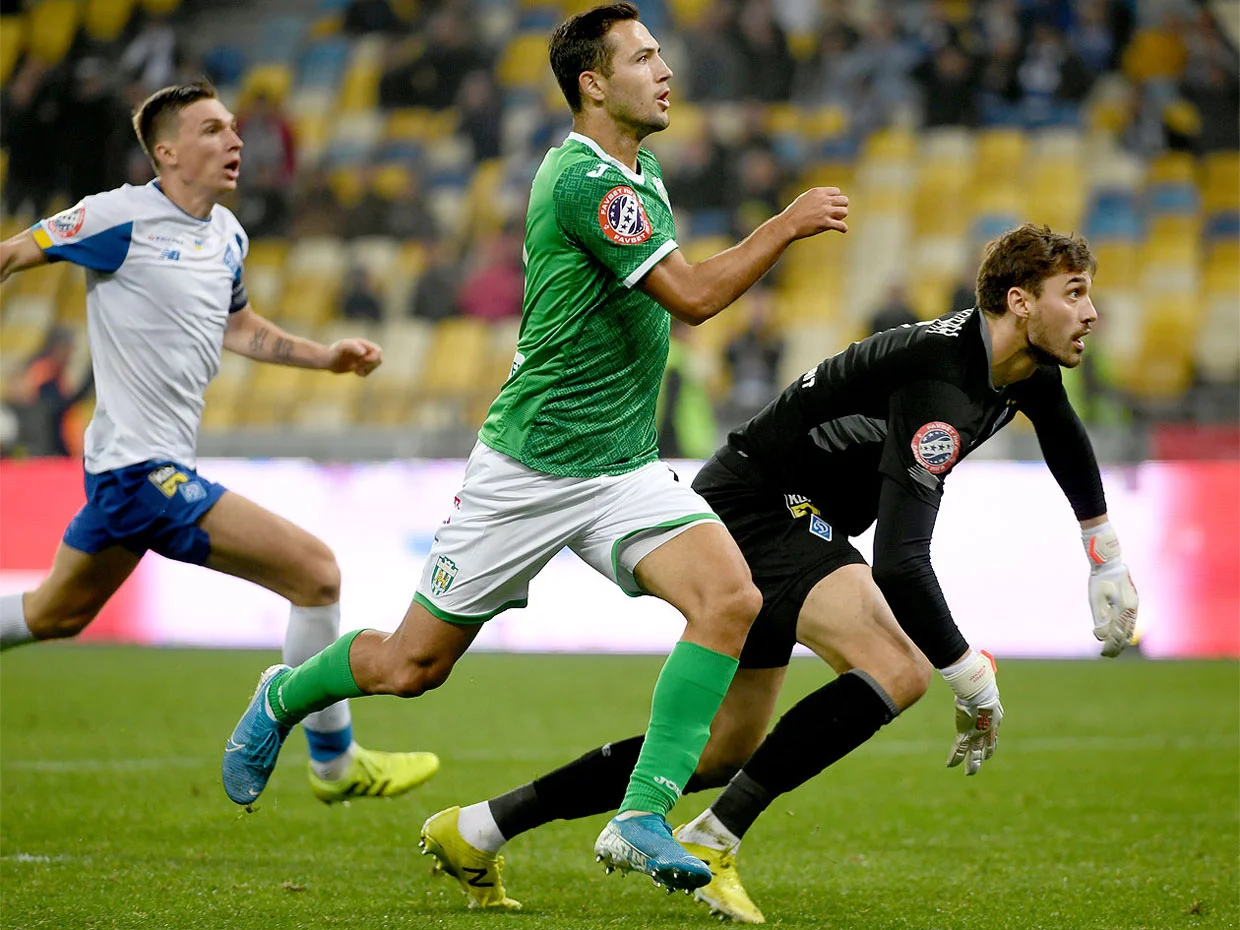 Александру Бойчук (в центре) / Сайт Карпат