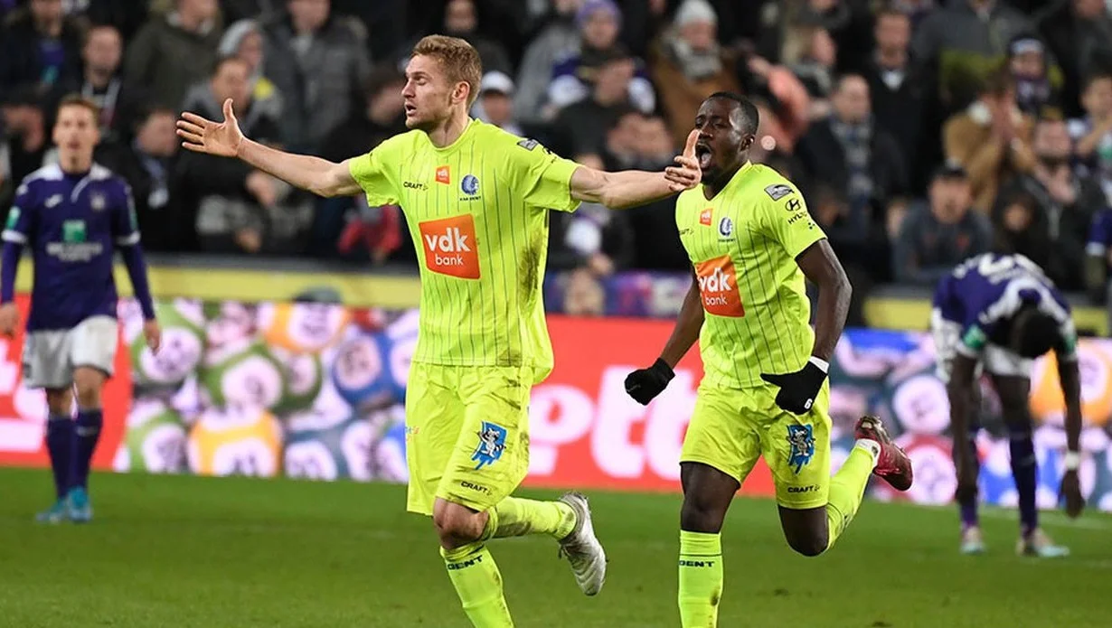 Пластун святкує рятівний гол Андерлехту / PhotoNews