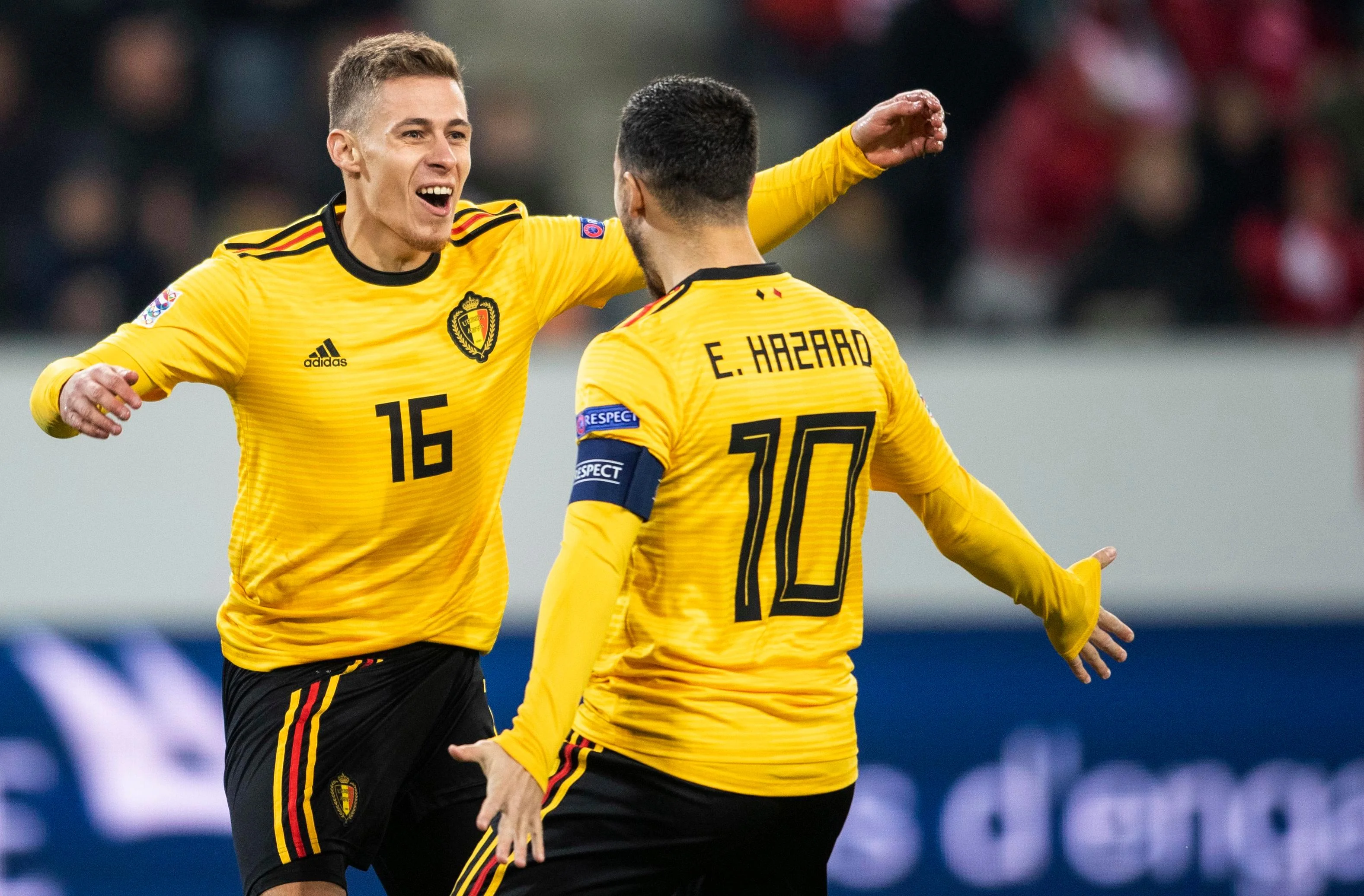 Торган та Еден Азари / AP