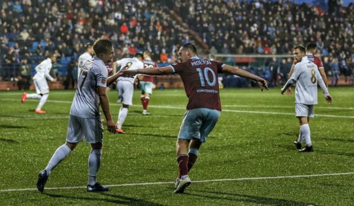 Мілевський забив гол та веде Динамо до чемпіонства / ФК Динамо Брест