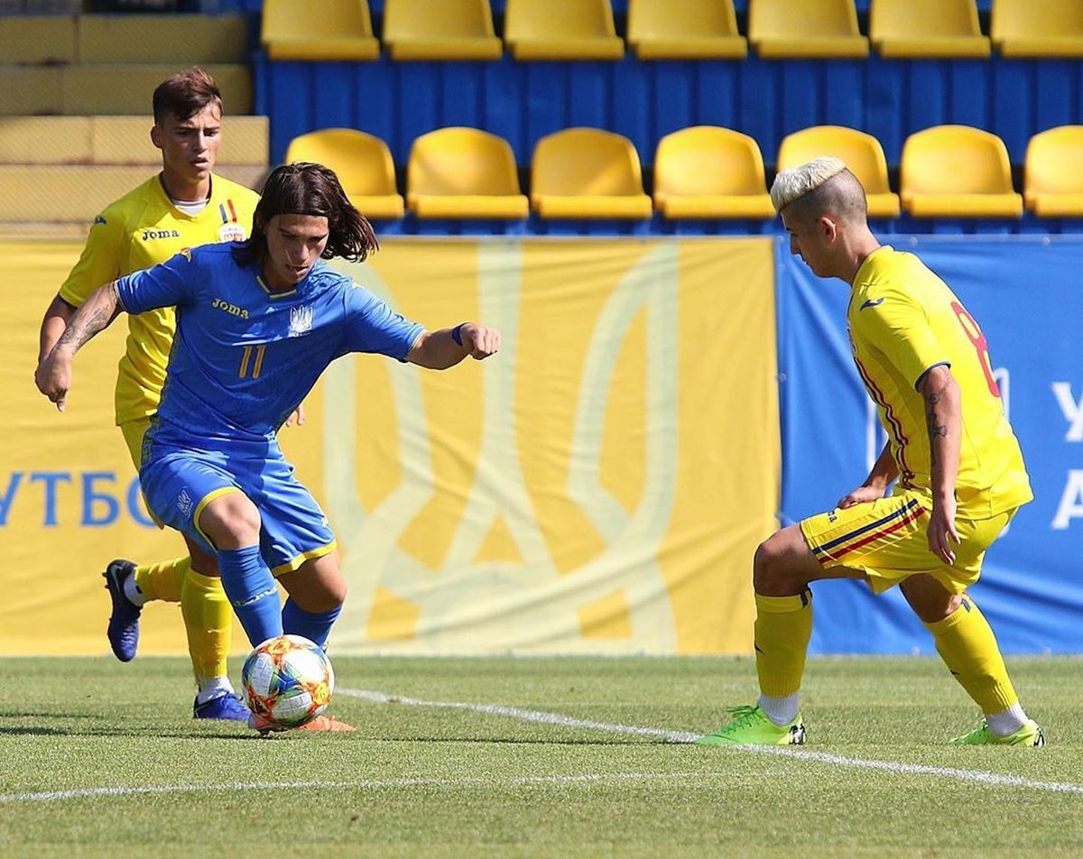 Артем Шулянський вийшов у стартовому складі на матч Україна – Естонія U-19 (13 листопада 2019)