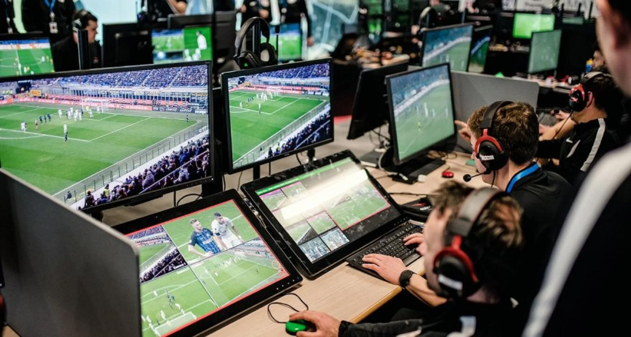 VAR / Фото з відкритих джерел