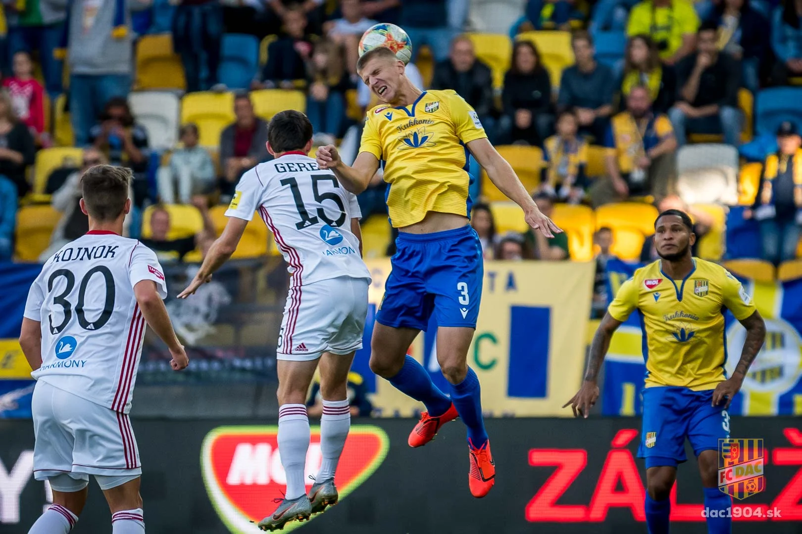 бескоровайний бескоровайний