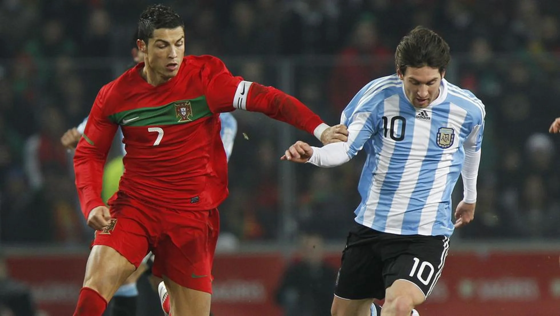 Месси vs Роналду: соперничество без конца и края