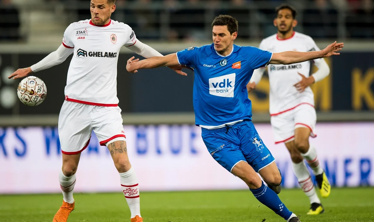 Роман Яремчук продолжает забивать / ФК Гент