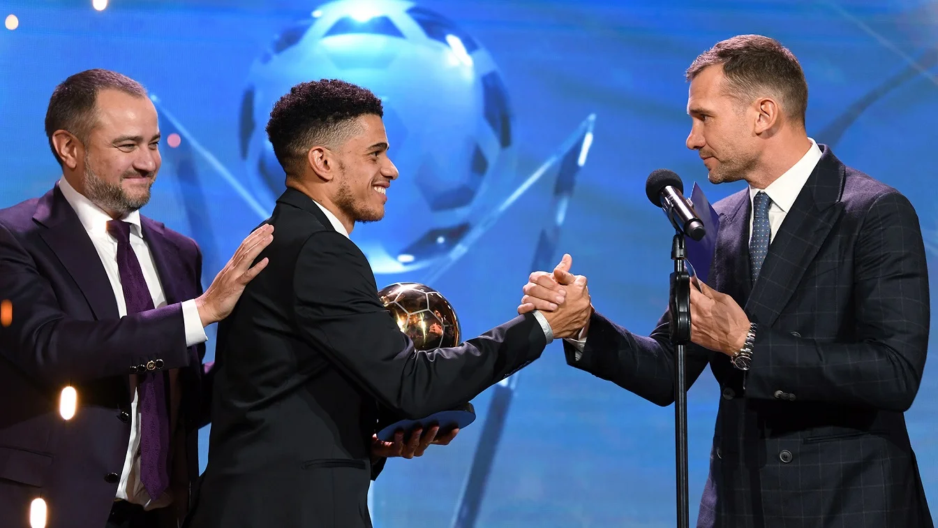 Шевченко вітає Тайсона / Сайт Шахтаря