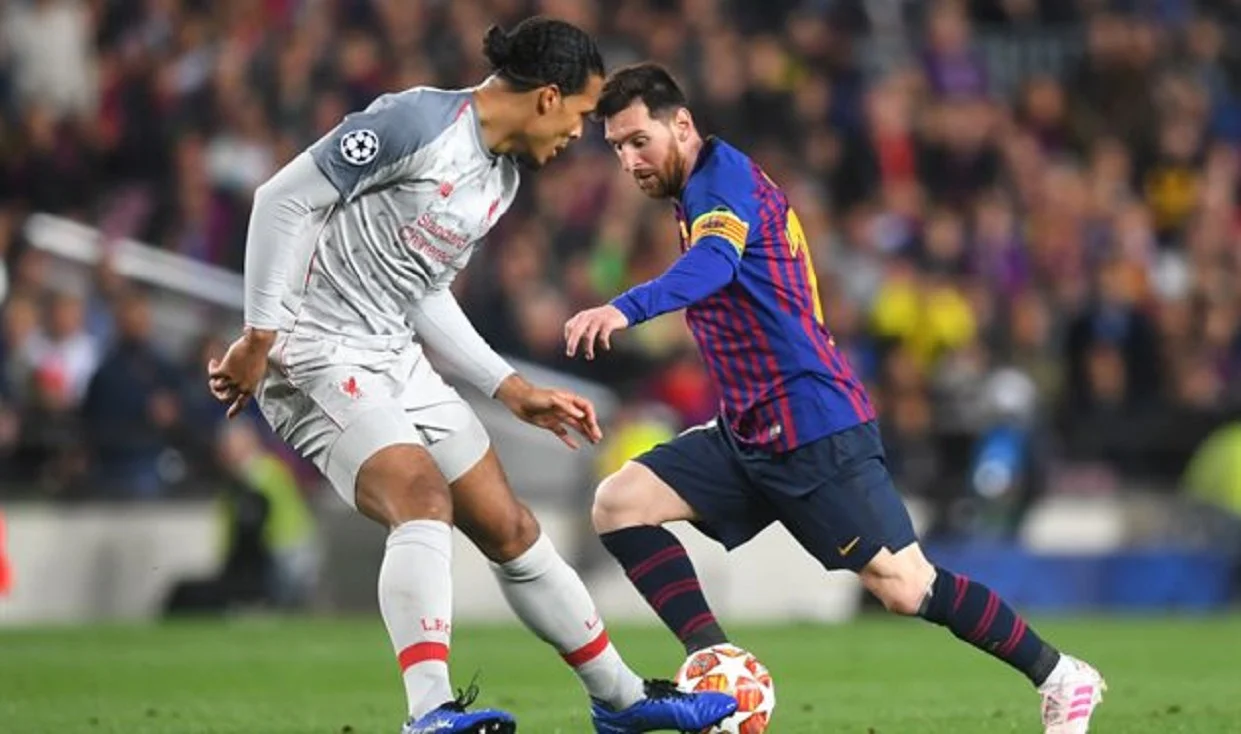 Ван Дейк и Месси / Reuters