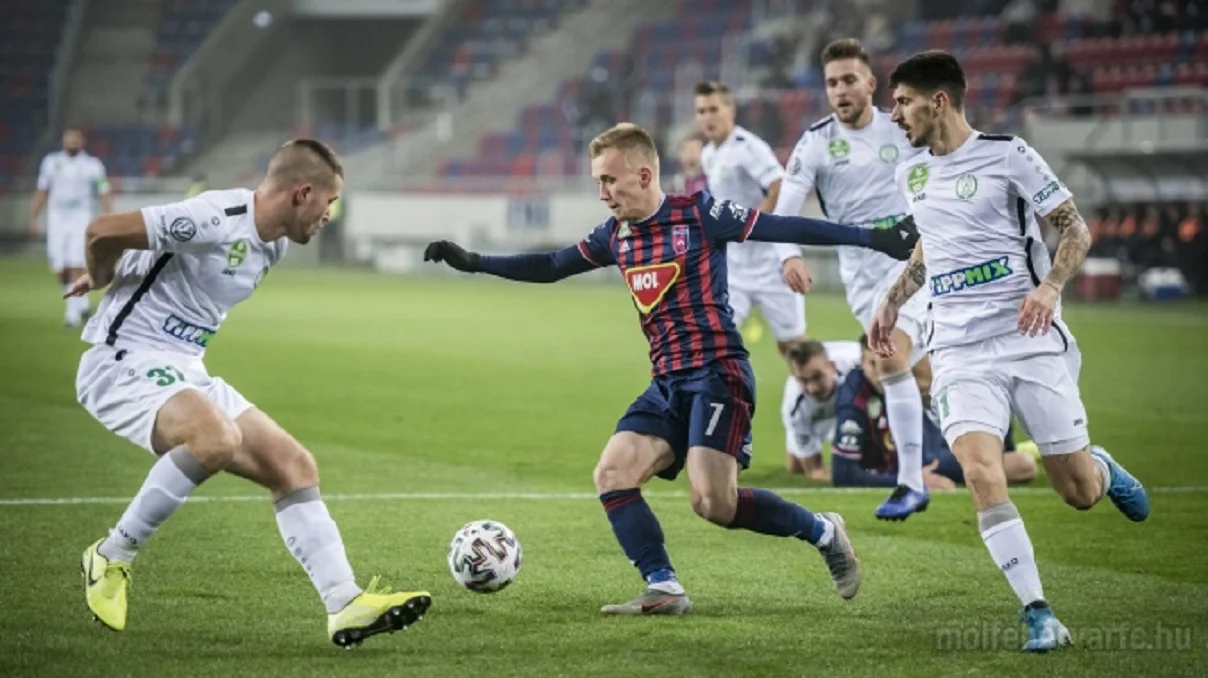 Петряк проти Пакша / ФК Фехервар