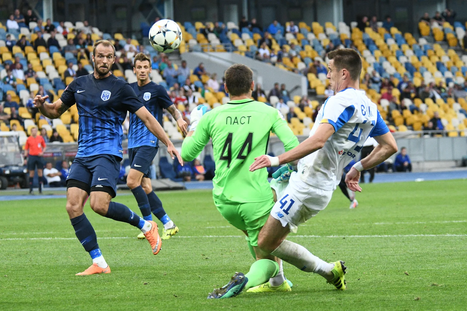 Десна – Динамо: смотреть матч онлайн – трансляция УПЛ 15 декабря 2019