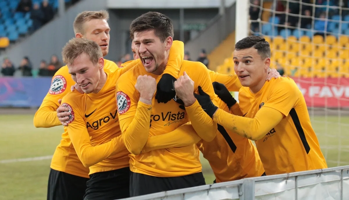 "Желто-черные" / ФК Александрия