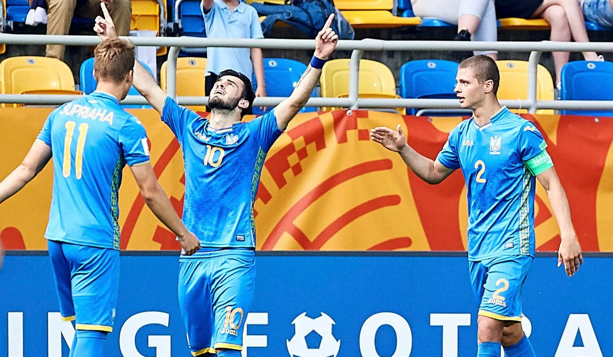 Булеца и Супряга уже в СК Днепр-1