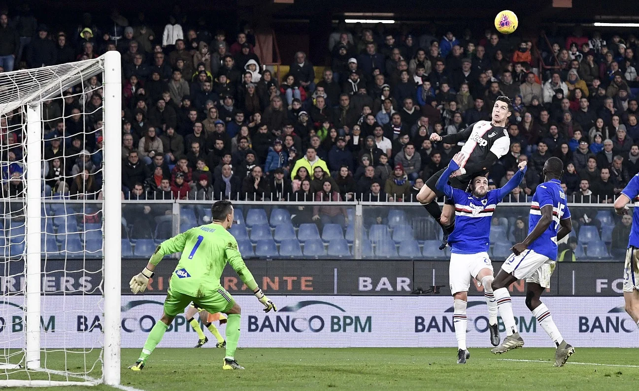 Тот самый полет Роналду / твиттер Ювентуса