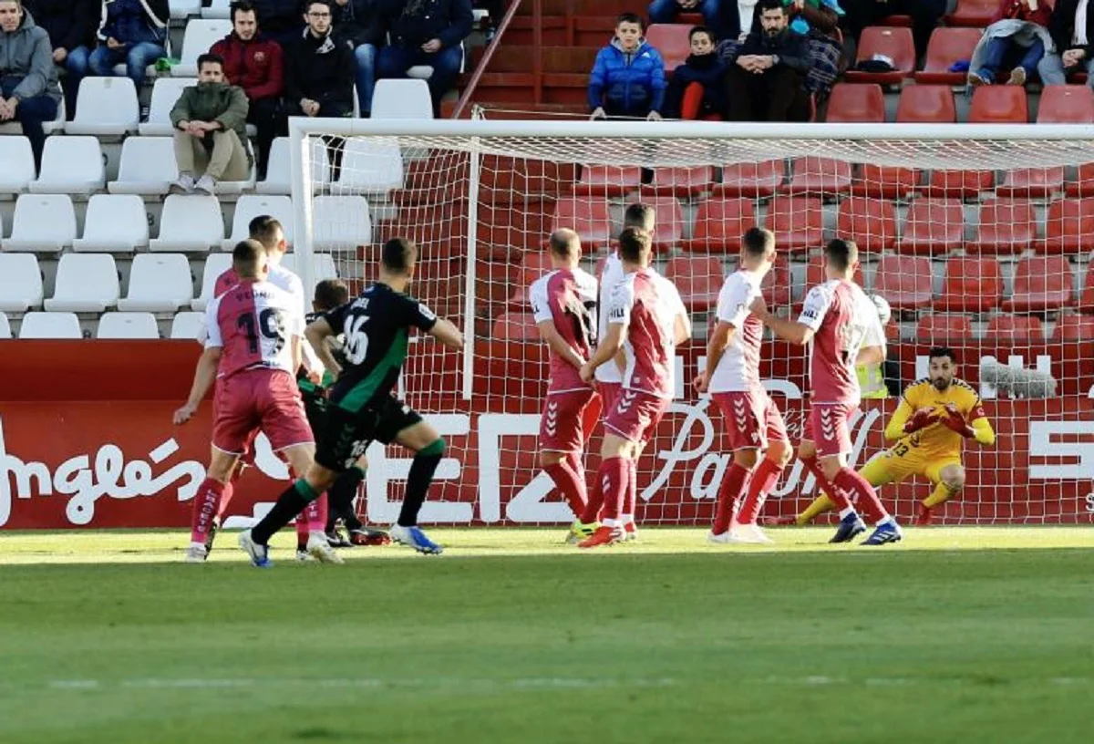 Альбасете минимально проиграл Эльче / Diario Informacion