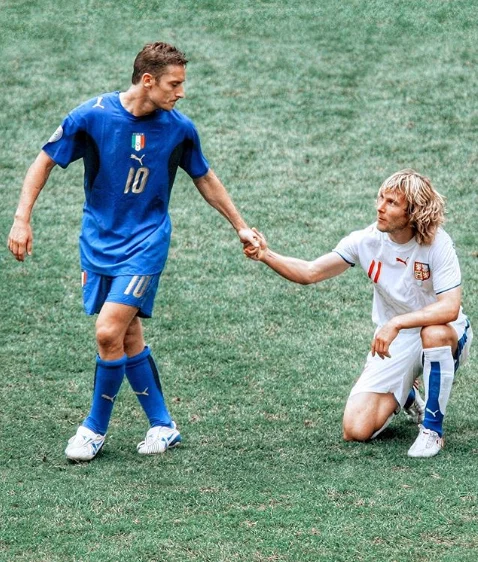 тотті недвед