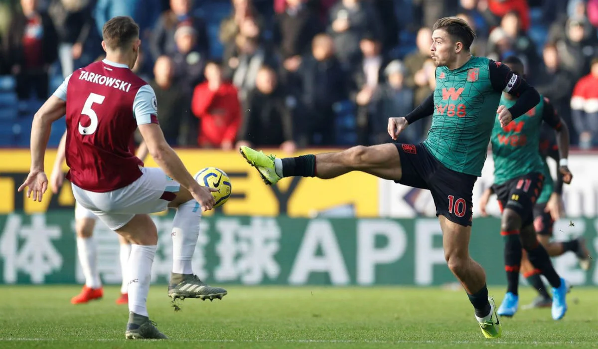 VAR снова вызвал скандал / АПЛ