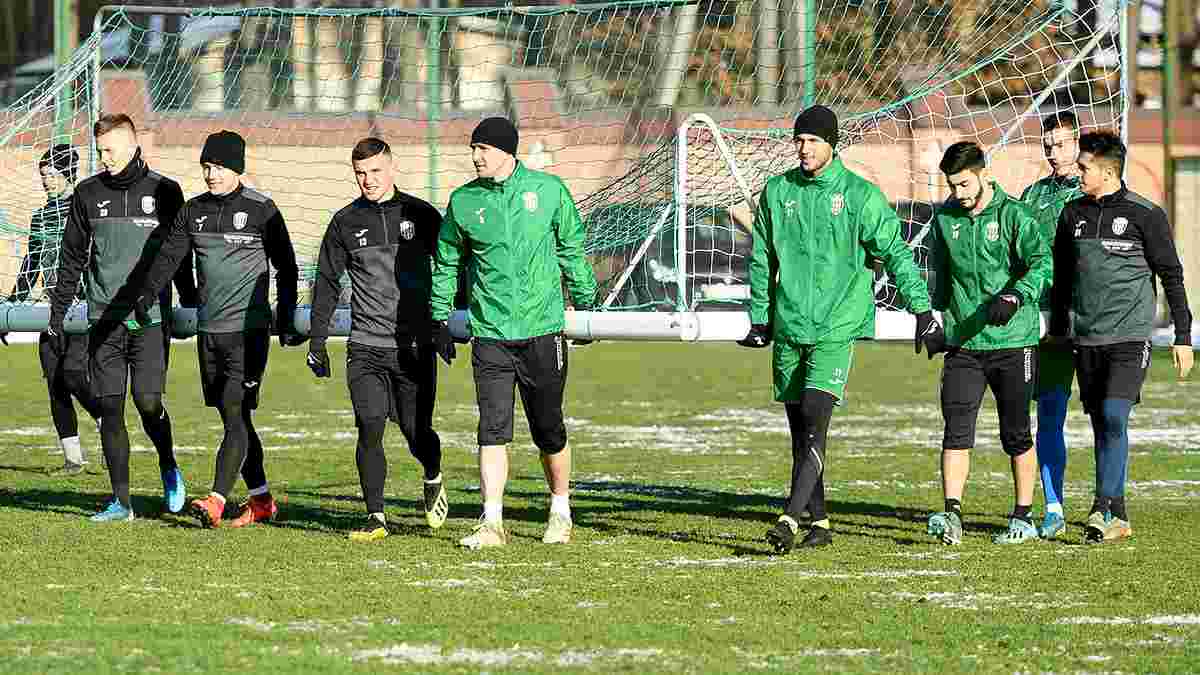 Гравці Карпат вимагають від клубу зарплатню за два місяці – тренувальний збір в Туреччині можуть скасувати