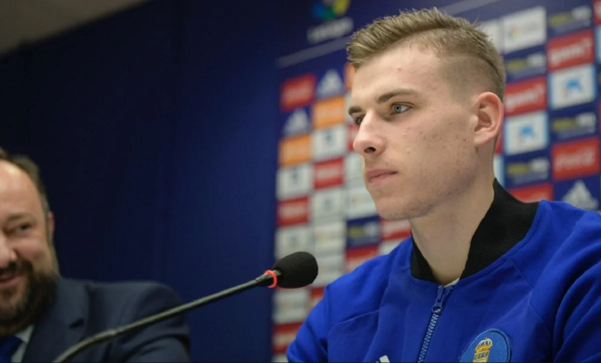 Андрей Лунин / ФК Овьедо