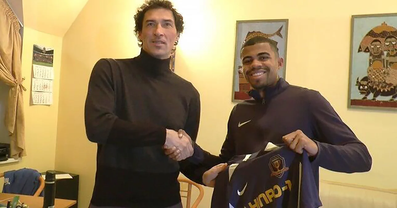 Михайленко и Лукас Тейлор / фото СК Днепр-1