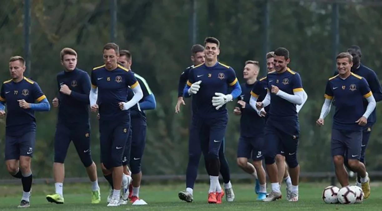 Гравці СК Дніпро-1 / фото: СК Дніпро-1